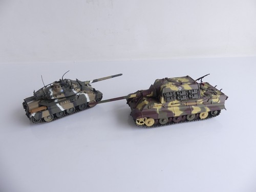 Militaire 2 chars - 1:72,