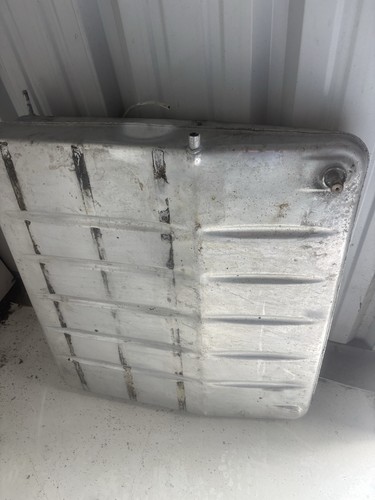 Cessna 172 fuel tank - rh,