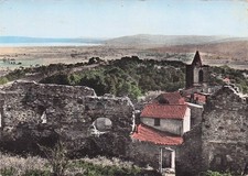 83 GRIMAUD LE MUR D ENCEINTE DU CHATEAU