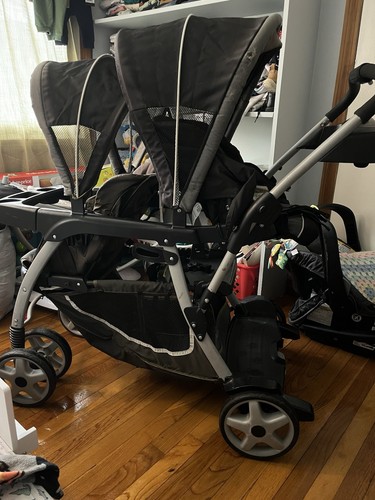 Graco double stroller - double,