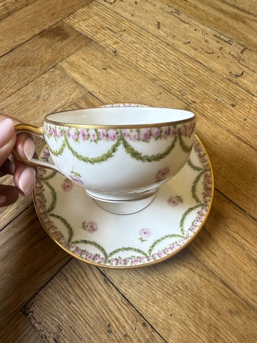 Tasse sous - et, sous-tasse