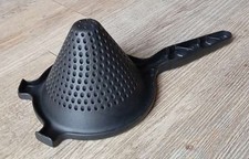 Passoire conique / Chinois