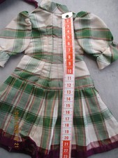 ROBE ET  BONNET  POUR ANCIENNE