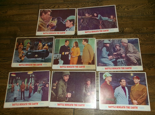 Lobby cards battle - lobby, beneath