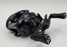 Moulinet Daiwa 20 Tatula SV TW 103XH Baitcast main droite du Japon