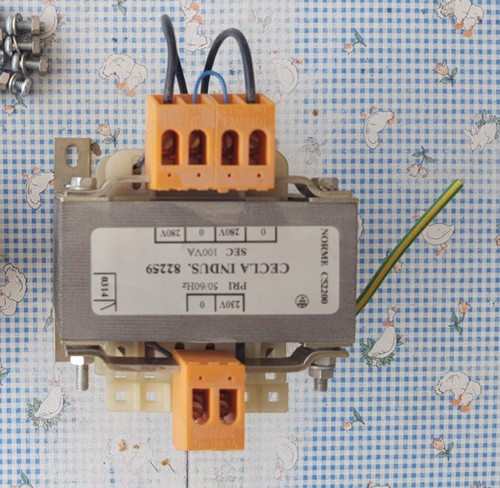 Transformateur 230v 2x280v - 230v,