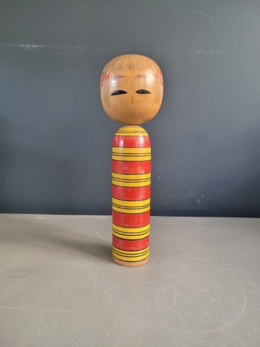 Authentique poupée kokeshi - authentique,
