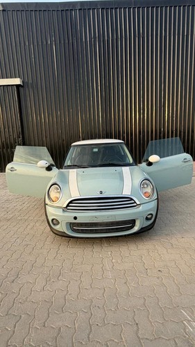 Mini cooper amplifier - mini,