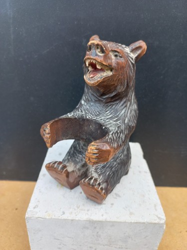 Ours sculpté forêt noire - ours,