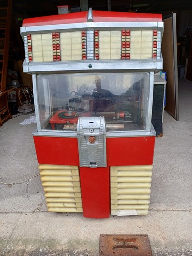 Juke box ami 80 - box, année