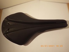 Selle de vélo  Fi' Zi : K