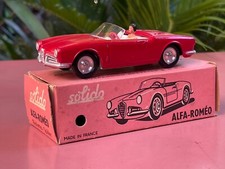 SOLIDO ALFA ROMÉO Giulietta Spider rouge clair très proche du Neuf Réf. 106
