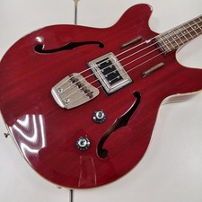 Guitare basse électrique