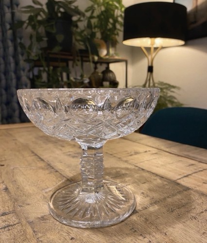 Coupe sur pied cristal - sur,