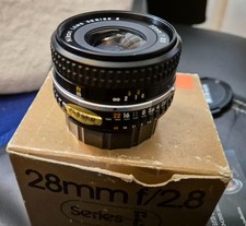 Nikon Lens Series E 28mm f/2.8 – Made in Japan – Très bon état avec boîte
