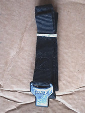 saris bones lower strap