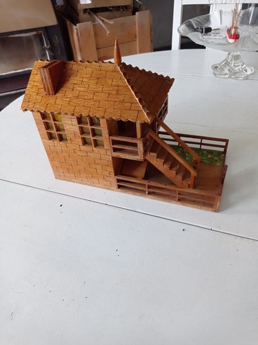 Maison miniature bois - maison, en