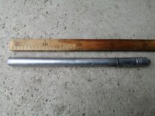 Ancienne pompe à vélo en