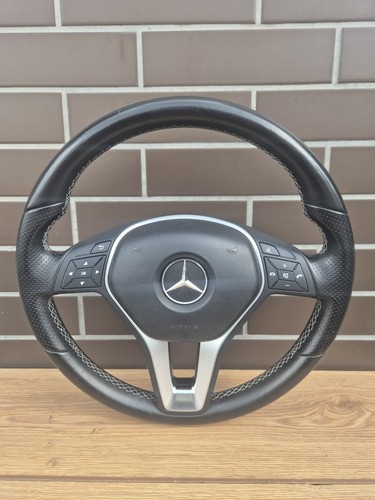 Volant complet mercedes - complet,