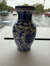 Royal Delft Koninklijke Porceleyne Fles 8" Blue & WHITE FLORAL DESIGN Vase