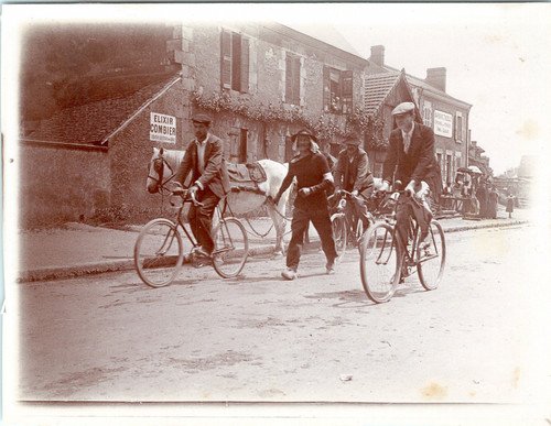 France men cycling village - men,