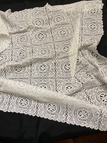 Ancienne nappe dentelle - ancienne, en