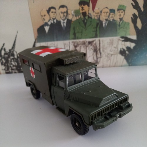 Acmat 4x4 caisse ambulance - 4x4.,