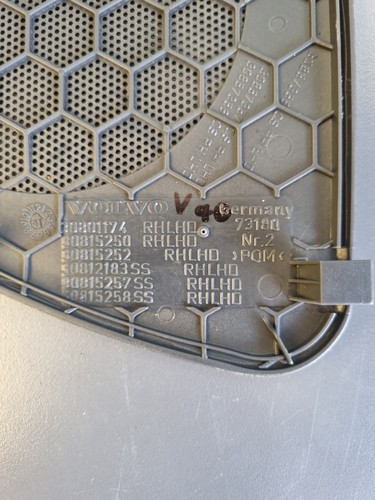 Volvo v40 grille avant droit - volvo,