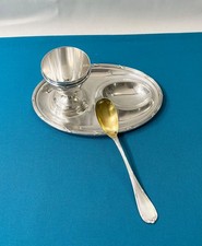 Coquetier & sa cuillère a œuf CHRISTOFLE modèle RUBANS CROISÉS métal argenté