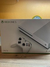 Microsoft Xbox One S 1 To - en