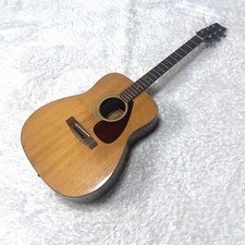 Guitare acoustique Yamaha