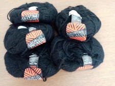 Lot de 4  pelotes georges picaud 41 % MOHAIR noire neuves 40 g