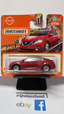 Matchbox Mainline 9 2016 Nissan sentra    (CP17)