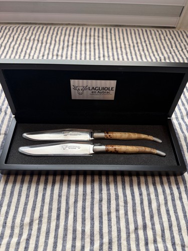 Laguiole aubrac steak - steak, knife