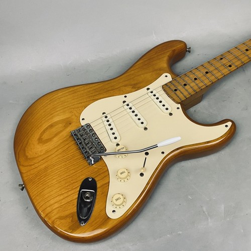 Fender japan st54 75rv nat - st54-75rv,