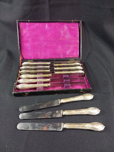 Entremet service knives set