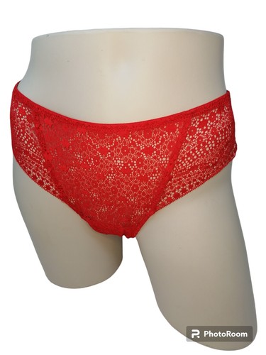 Prima donna string ref - string,