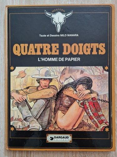 Quatre doigts homme de - doigts,