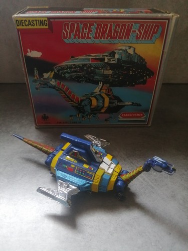 Vaisseau dragon vintage année - dragon,