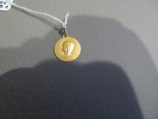 Virgin Mary medal mint in 18k gold (1.54 gr)