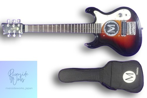 Mini guitare électrique