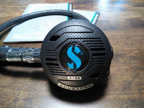 Scubapro r190 new old - r190,