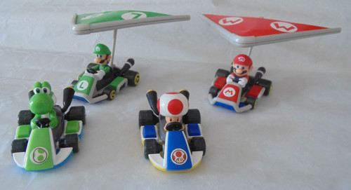 Figurine mario kart kinder - mario,