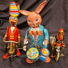 Jouet en étain (à ressort)