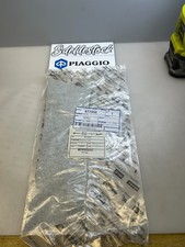 1 sticker central avant gilera