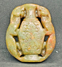 Ancien pendentif sculpture de