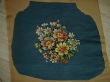 CANEVAS Tapisserie FINI décor fleurs -dessus chaise/Fauteuil  Vintage 1970 rétro