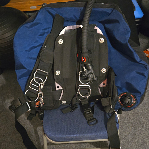 Hollis x37 scuba bcd - bcd, wing