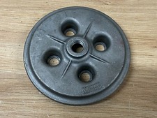 UN PLATEAU EMBRAYAGE BETA