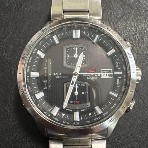 Montre solaire radiocommandée